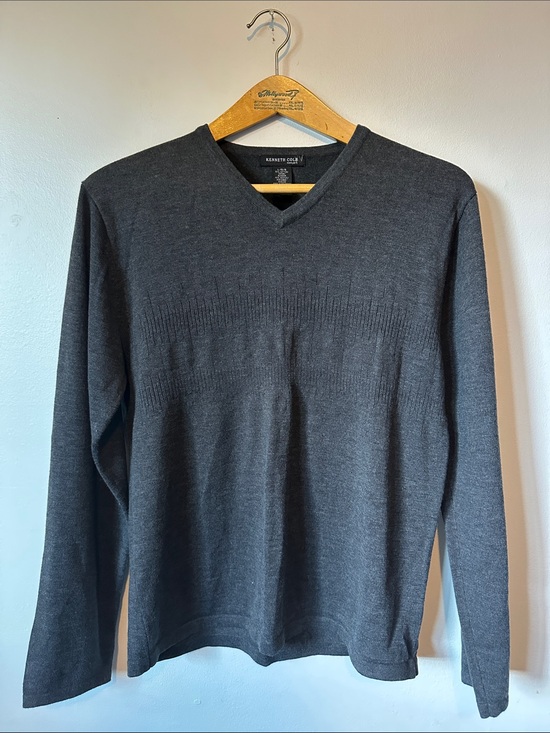Kenneth Cole Other - Kenneth Cole Charcoal Gray V-Neck Pullover Sweater Men's L
